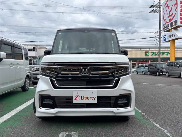 ホンダ Ｎ　ＢＯＸ カスタム ６６０ Ｌ ターボ R4年 (近畿) 99