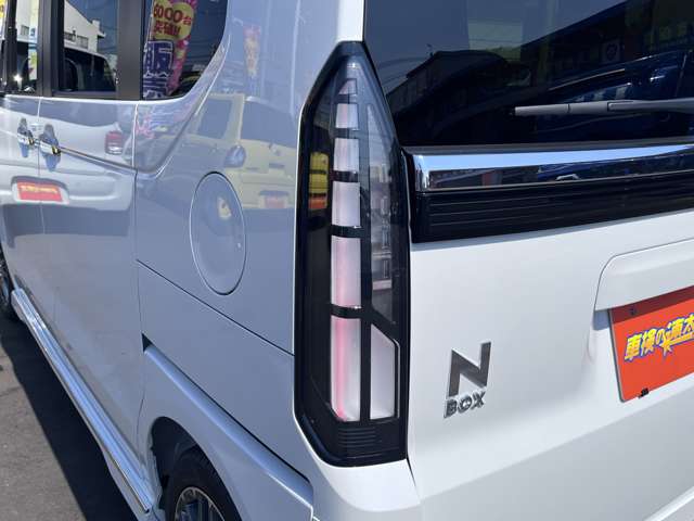 ホンダ Ｎ　ＢＯＸ カスタム ６６０ ターボ R8年 (中国) 99