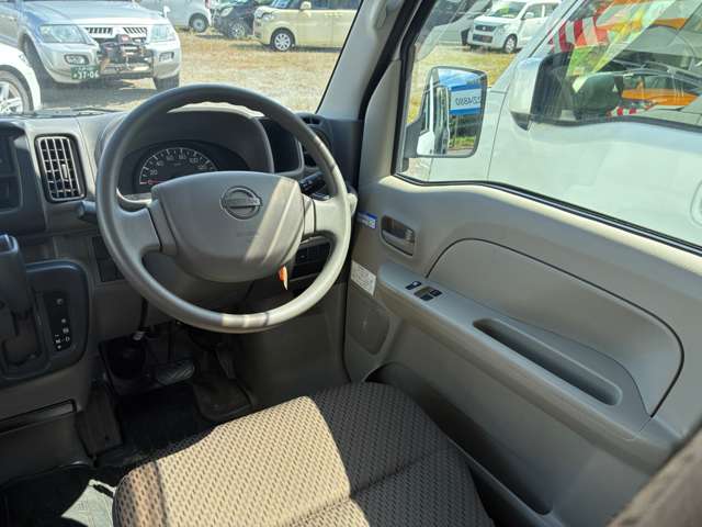 日産 ＮＶ１００クリッパー ６６０ ＤＸ ＧＬパッケージ ハイルーフ ５ＡＧＳ車 ４ＷＤ H29年 () 99