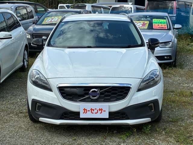 ボルボ Ｖ４０クロスカントリー Ｔ５ ４ＷＤ H26年 () 99