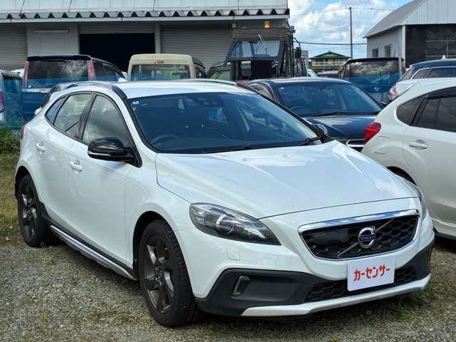 ボルボ Ｖ４０クロスカントリー Ｔ５ ４ＷＤ H26年 () 99