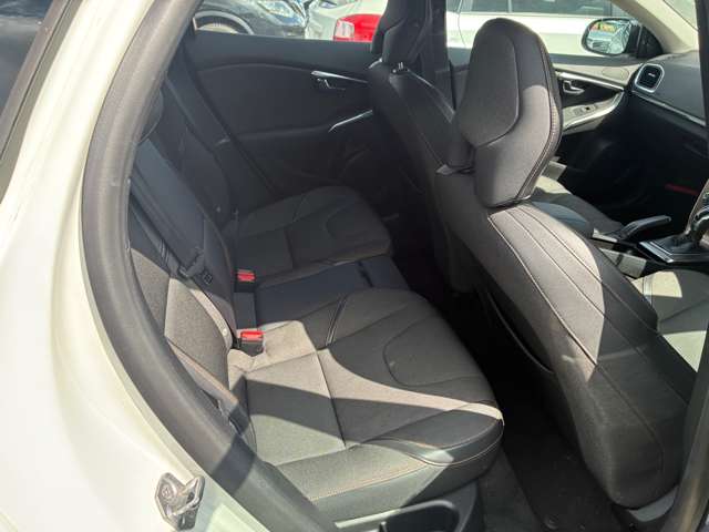 ボルボ Ｖ４０クロスカントリー Ｔ５ ４ＷＤ H26年 () 99