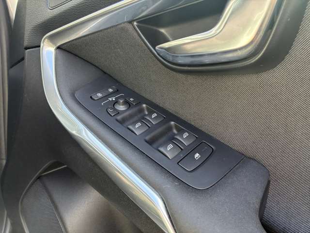 ボルボ Ｖ４０クロスカントリー Ｔ５ ４ＷＤ H26年 () 99