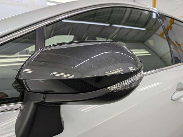 トヨタ カローラ　ツーリング　ハイブリッド １．８ ハイブリッド ＷＸＢ Ｅ－ＦＯＵＲ ４ＷＤ R6年 () 99