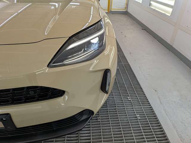 トヨタ ヤリスクロス　ハイブリッド １．５ ハイブリッド Ｚ Ｅ－ＦＯＵＲ ４ＷＤ R5年 () 99
