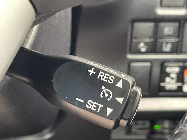 トヨタ ヴォクシー ２．０ ＺＳ 煌ＩＩ R1年 (関東) 99