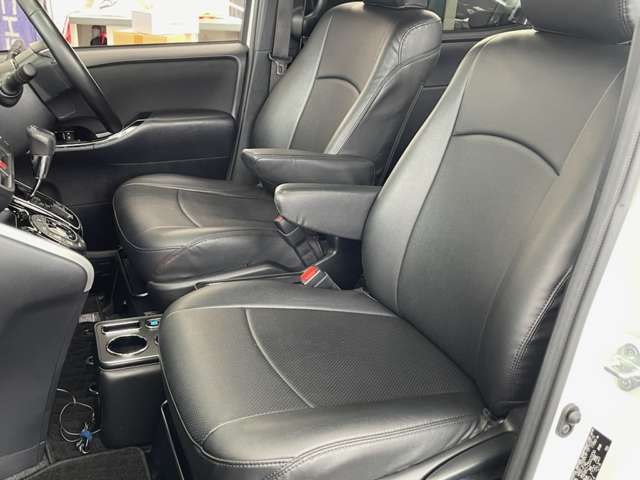 トヨタ ヴォクシー ２．０ ＺＳ 煌ＩＩ R1年 (関東) 99
