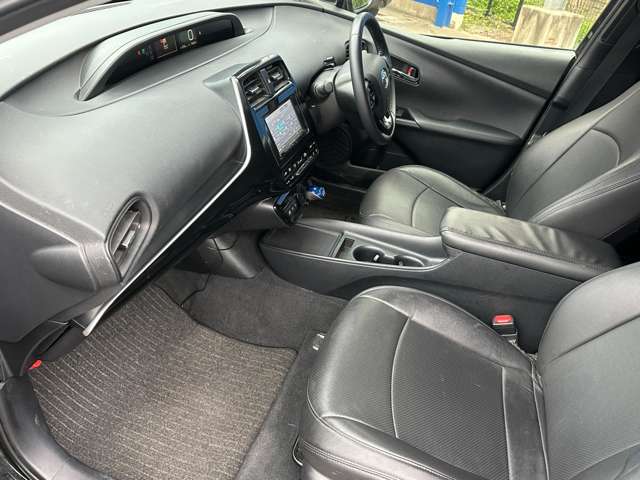 トヨタ プリウス １．８ Ｓ R1年 () 99