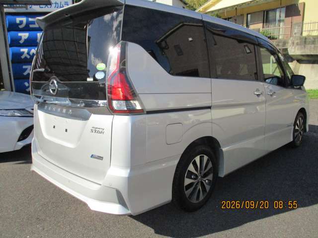 日産 セレナ ２．０ ハイウェイスター Ｖセレクション H29年 (九州・沖縄) 99