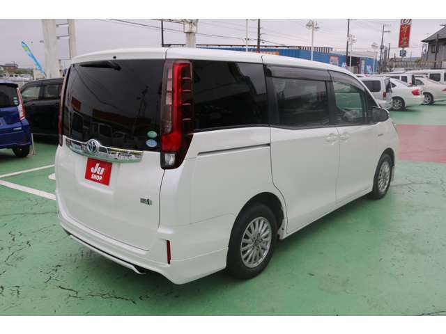 トヨタ ノア １．８ ハイブリッド Ｇ H26年 (関東) 99