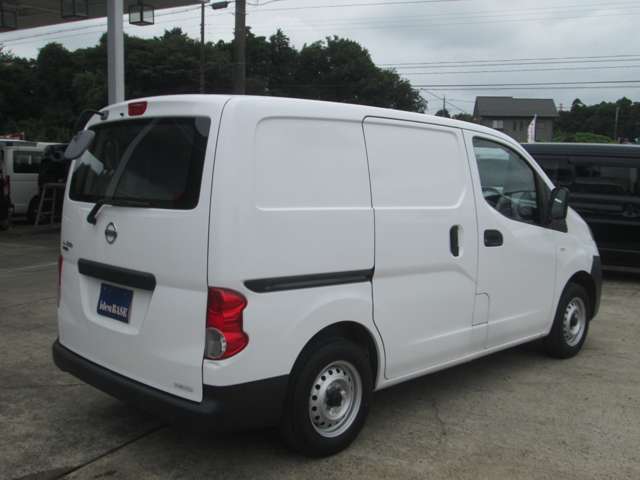 日産 ＮＶ２００バネットバン １．６ リフター付バン ＤＸ ２人乗リルートバン H27年 (関東) 99