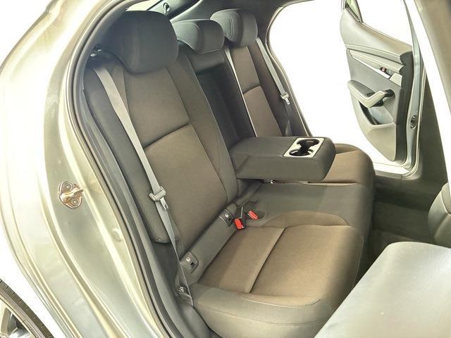 マツダ ＭＡＺＤＡ３　ファストバック １．８ ＸＤ プロアクティブ ツーリング セレクション ディーゼルターボ R2年 (中国) 99