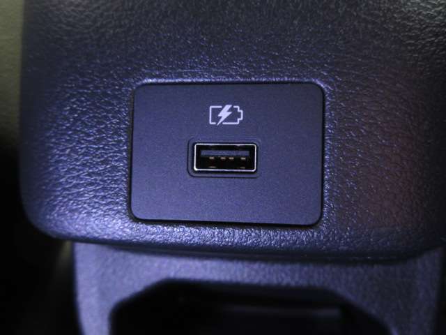 日産 ノートオーラ １．２ Ｇ ＦＯＵＲ ４ＷＤ R3年 (関東) 99