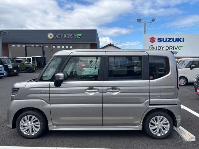 スズキ スペーシア ６６０ カスタム ハイブリッド ＧＳ R7年 () 99