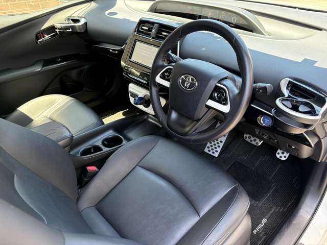 トヨタ プリウス １．８ Ｓ ツーリングセレクション H28年 (九州・沖縄) 99