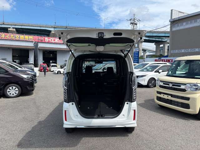 ホンダ Ｎ　ＢＯＸ カスタム ６６０ Ｌ R5年 () 99