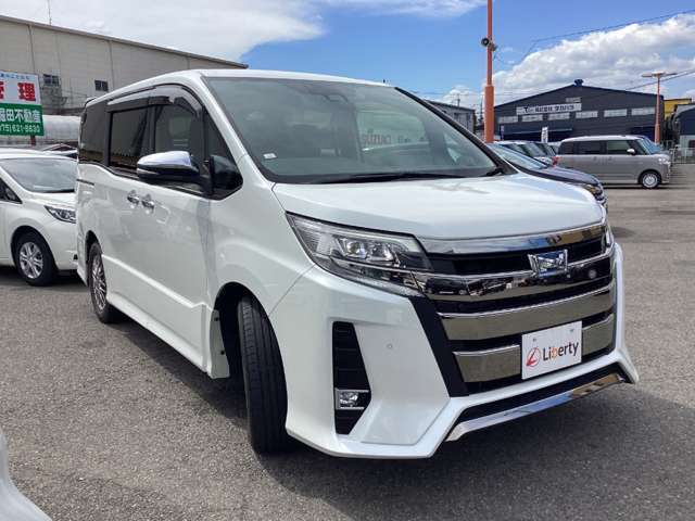 トヨタ ノア １．８ ハイブリッド ＳＩ ＷＸＢＩＩ R3年 () 99