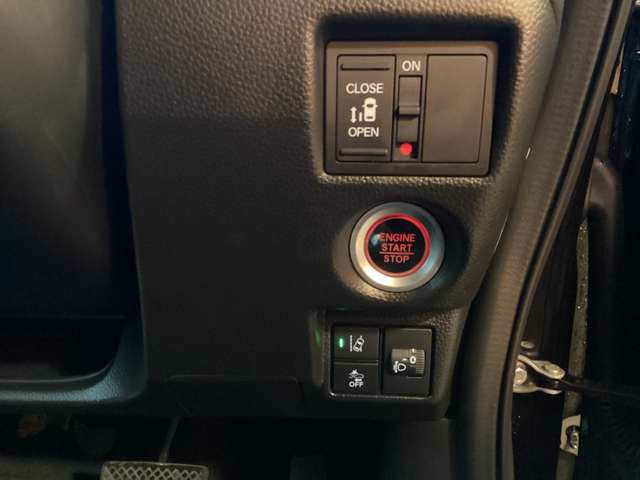ホンダ Ｎ　ＢＯＸ カスタム ６６０ Ｌ R5年 (近畿) 99