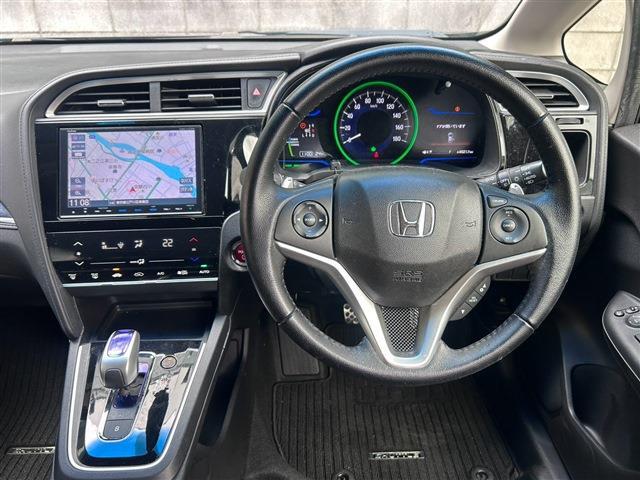 ホンダ シャトル １．５ ハイブリッド Ｘ H29年 (関東) 99