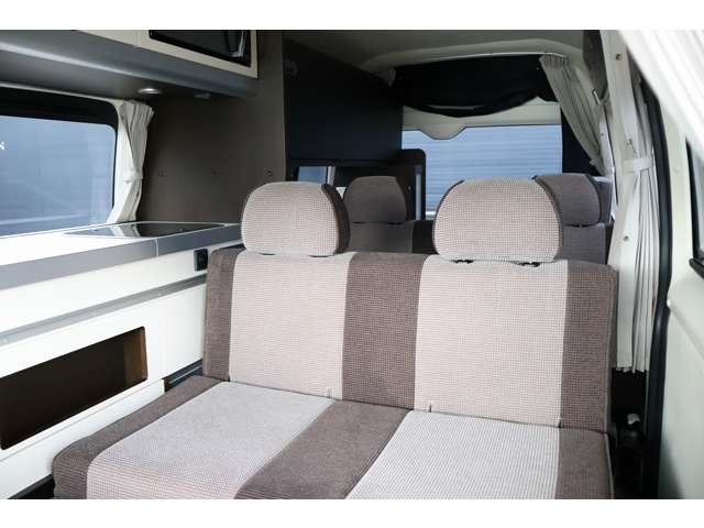 トヨタ ハイエースバン キャンピングカー H30年 (東北) 99