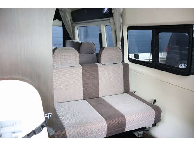 トヨタ ハイエースバン キャンピングカー H30年 (東北) 99