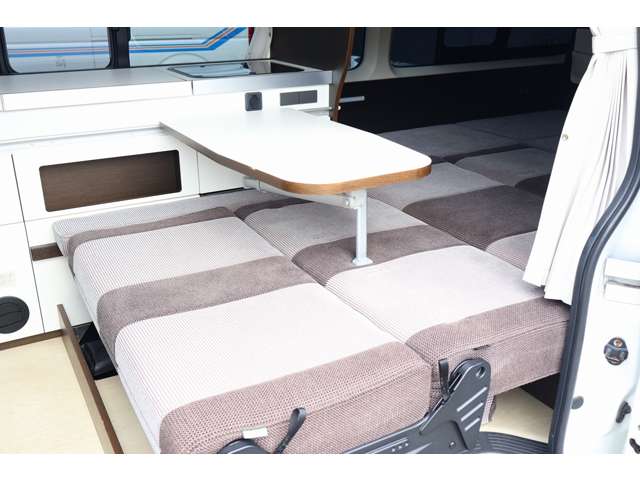 トヨタ ハイエースバン キャンピングカー H30年 (東北) 99
