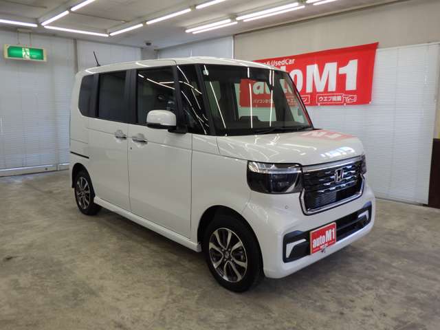 ホンダ Ｎ　ＢＯＸ カスタム ６６０ ４ＷＤ R8年 () 99
