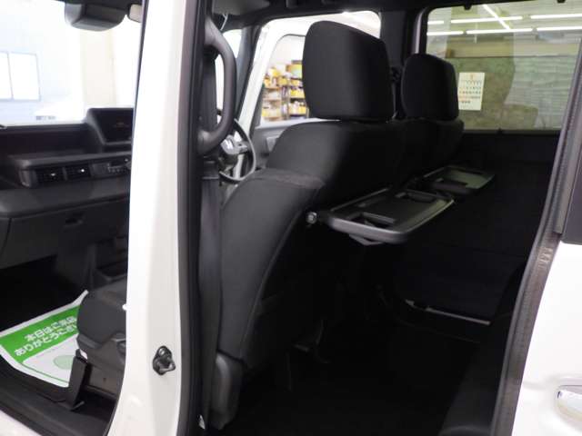 ホンダ Ｎ　ＢＯＸ カスタム ６６０ ４ＷＤ R8年 () 99