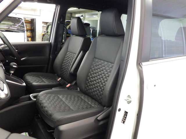 トヨタ ヴォクシー １．８ ハイブリッド Ｓ－Ｚ Ｅ－ＦＯＵＲ ４ＷＤ R7年 () 99