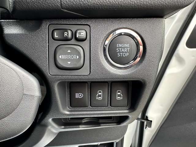 トヨタ ハイエースバン ２．８ スーパーＧＬ ダークプライムＩＩワイド ミドルルーフ ロングボディ ディーゼルターボ R8年 (関東) 99