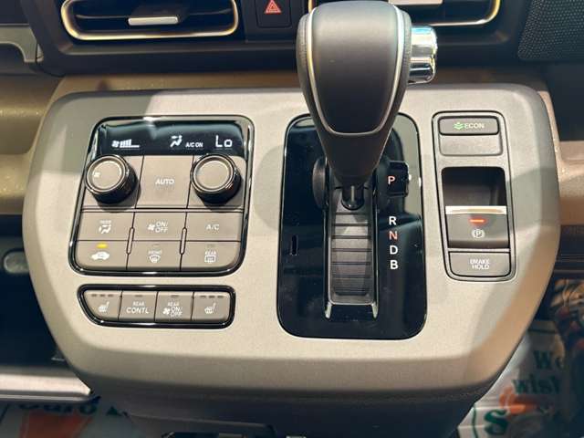 ホンダ フリード　ハイブリッド １．５ Ｅ：ＨＥＶ エアー ＥＸ R8年 () 99