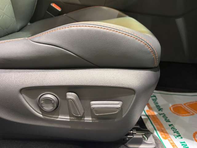 トヨタ ＲＡＶ４ ２．５ ハイブリッド アドベンチャー Ｅ－ＦＯＵＲ ４ＷＤ R7年 () 99