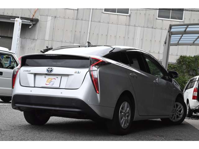 トヨタ プリウス １．８ Ｓ セーフティ プラス H29年 (近畿) 99