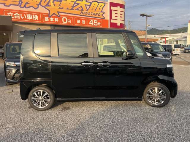 ホンダ Ｎ　ＢＯＸ カスタム ６６０ R8年 () 99