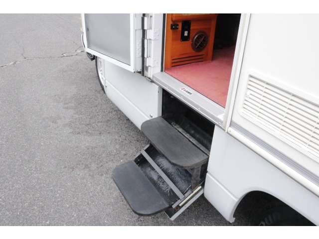 トヨタ カムロード グローバル H15年 (中国) 99