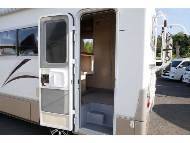 トヨタ カムロード バンテック H30年 (四国) 99
