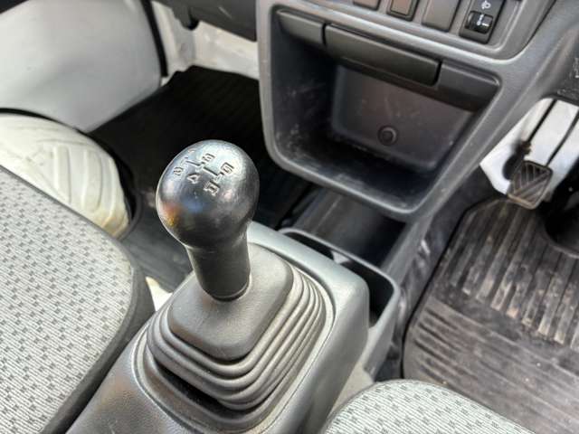 三菱 ミニキャブトラック ６６０ Ｍ ４ＷＤ H30年 () 99