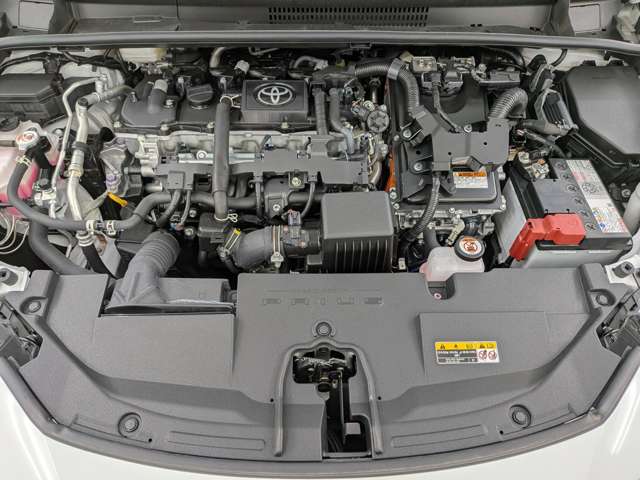トヨタ プリウス １．８ Ｕ Ｅ－ＦＯＵＲ ４ＷＤ R5年 (東北) 99