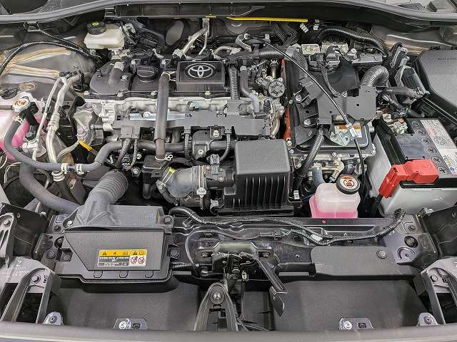 トヨタ カローラクロス　ハイブリッド １．８ ハイブリッド Ｚ Ｅ－ＦＯＵＲ ４ＷＤ R5年 (東北) 99