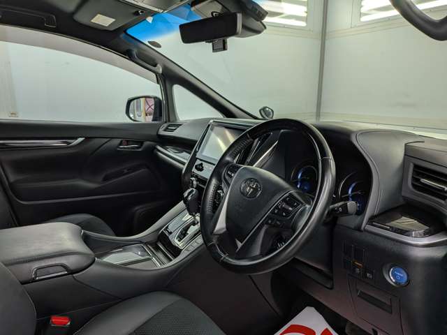 トヨタ アルファード　ハイブリッド ハイブリッド ２．５ Ｓ タイプゴールド Ｅ－ＦＯＵＲ ４ＷＤ R2年 (東北) 99