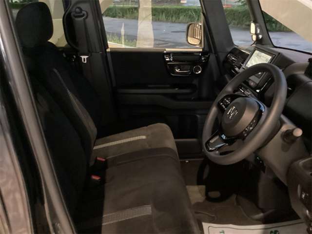 ホンダ Ｎ　ＢＯＸ カスタム ６６０ Ｌ R4年 () 99