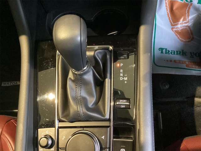 マツダ ＭＡＺＤＡ３　ファストバック ２．０ ２０Ｓ バーガンディ セレクション R4年 () 99