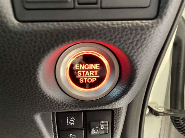 ホンダ Ｎ　ＢＯＸ カスタム ６６０ Ｌ R5年 (近畿) 99