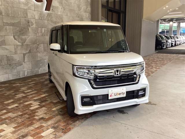 ホンダ Ｎ　ＢＯＸ カスタム ６６０ Ｌ R5年 (近畿) 99