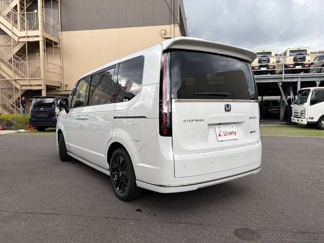 ホンダ ステップワゴン　ハイブリッド ２．０ Ｅ：ＨＥＶ スパーダ R8年 (近畿) 99