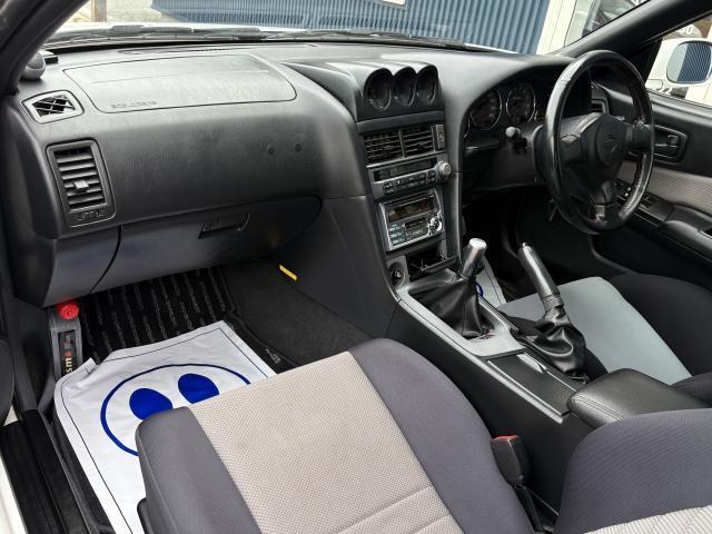 日産 スカイライン ２．５ ２５ＧＴターボ H10年 (近畿) 99