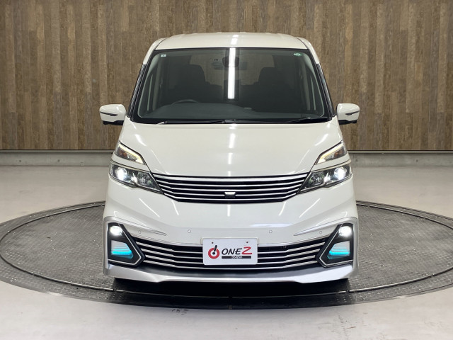 日産 セレナ ２．０ ライダー Ｖセレクション H29年 (近畿) 99
