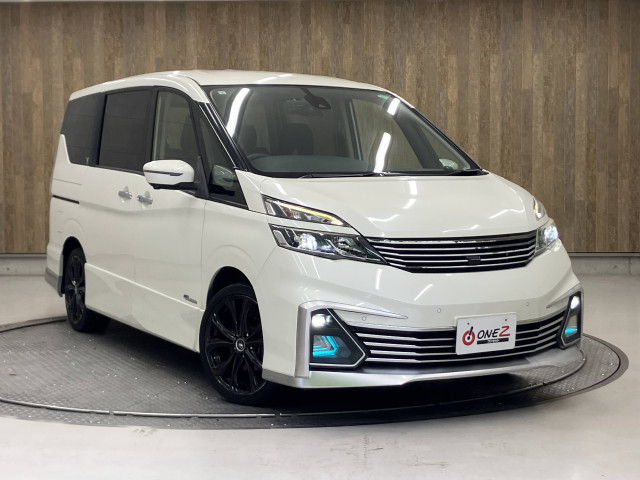 日産 セレナ ２．０ ライダー Ｖセレクション H29年 (近畿) 99