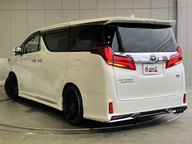 トヨタ アルファード　ハイブリッド ハイブリッド ２．５ エグゼクティブ ラウンジ Ｓ Ｅ－ＦＯＵＲ ４ＷＤ R3年 (近畿) 99