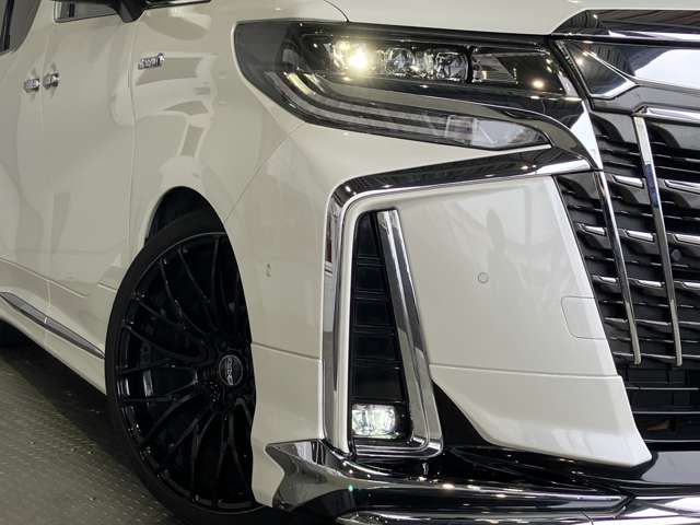 トヨタ アルファード　ハイブリッド ハイブリッド ２．５ エグゼクティブ ラウンジ Ｓ Ｅ－ＦＯＵＲ ４ＷＤ R3年 (近畿) 99